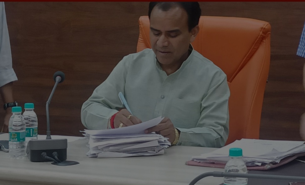 शिक्षा विभाग के प्रतिनियुक्ति पर गये कार्मिकों की होगी वापसी: डाॅ. धन सिंह रावत