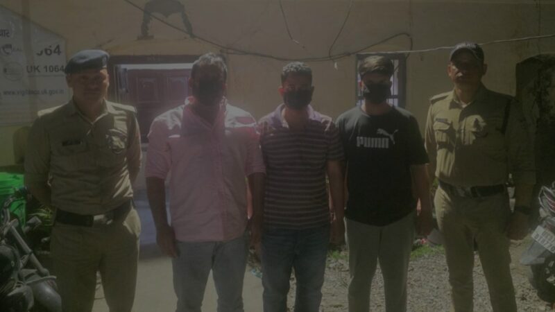 राजपुर क्षेत्र में हुई हत्या की घटना का दून पुलिस ने किया खुलासा, चार आरोपी गिरफ्तार