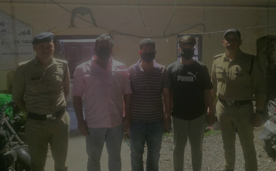 राजपुर क्षेत्र में हुई हत्या की घटना का दून पुलिस ने किया खुलासा, चार आरोपी गिरफ्तार