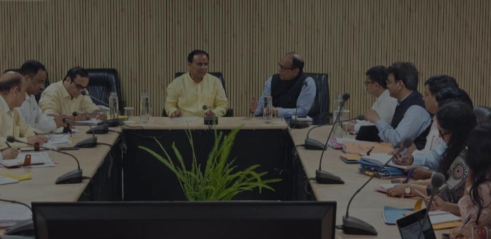 एकल शिक्षक के अवकाश की अवधि में हो वैकल्पिक व्यवस्था-शिक्षा मंत्री डॉ. धन सिंह रावत