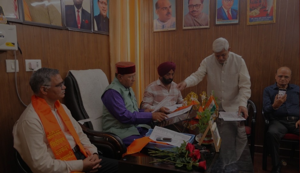 मंन्त्री खजानदास ने दिया वरिष्ठ नागरिक संगठन को समस्याओं के समाधान का आश्वासन